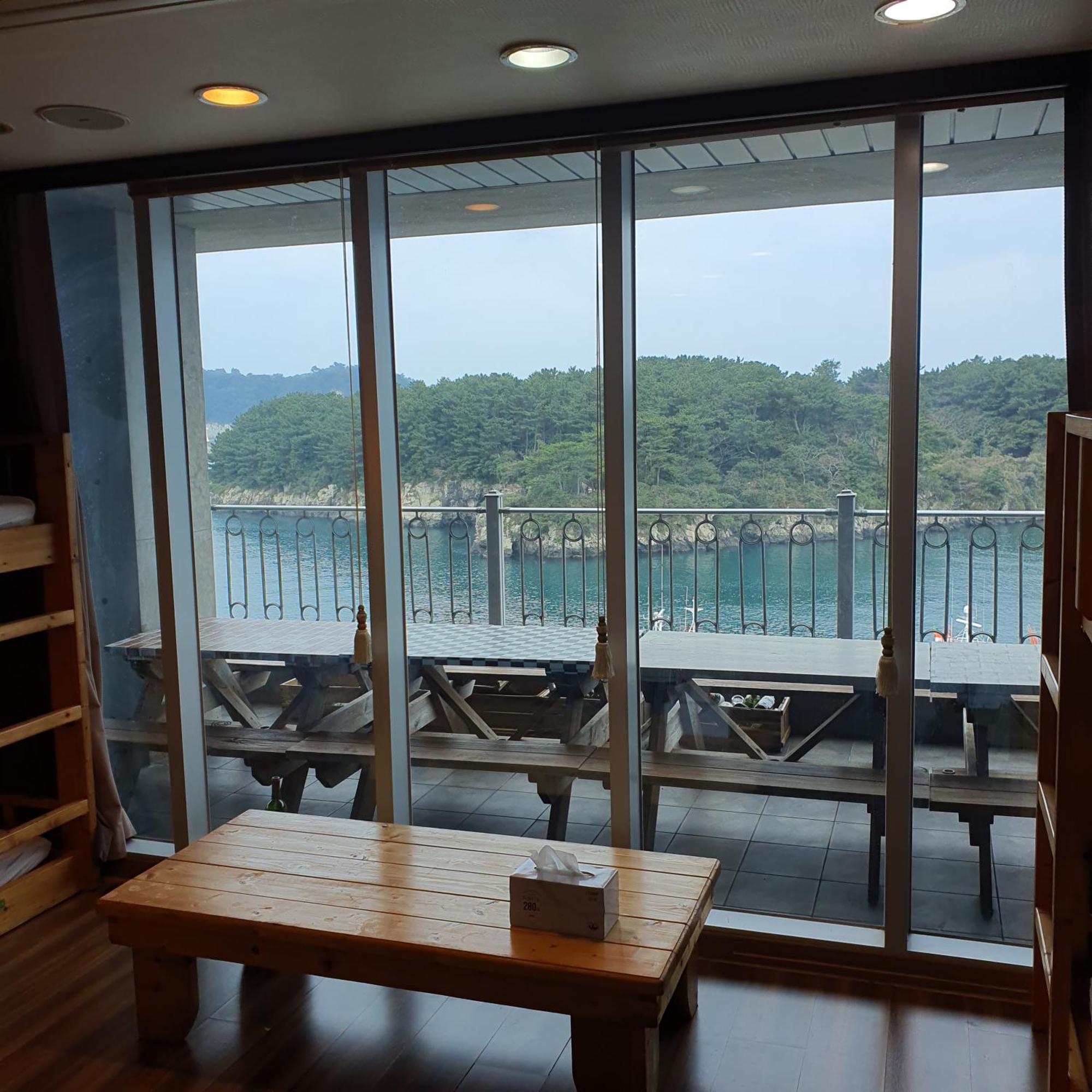 Seom Guesthouse Σεογκουίπο Εξωτερικό φωτογραφία