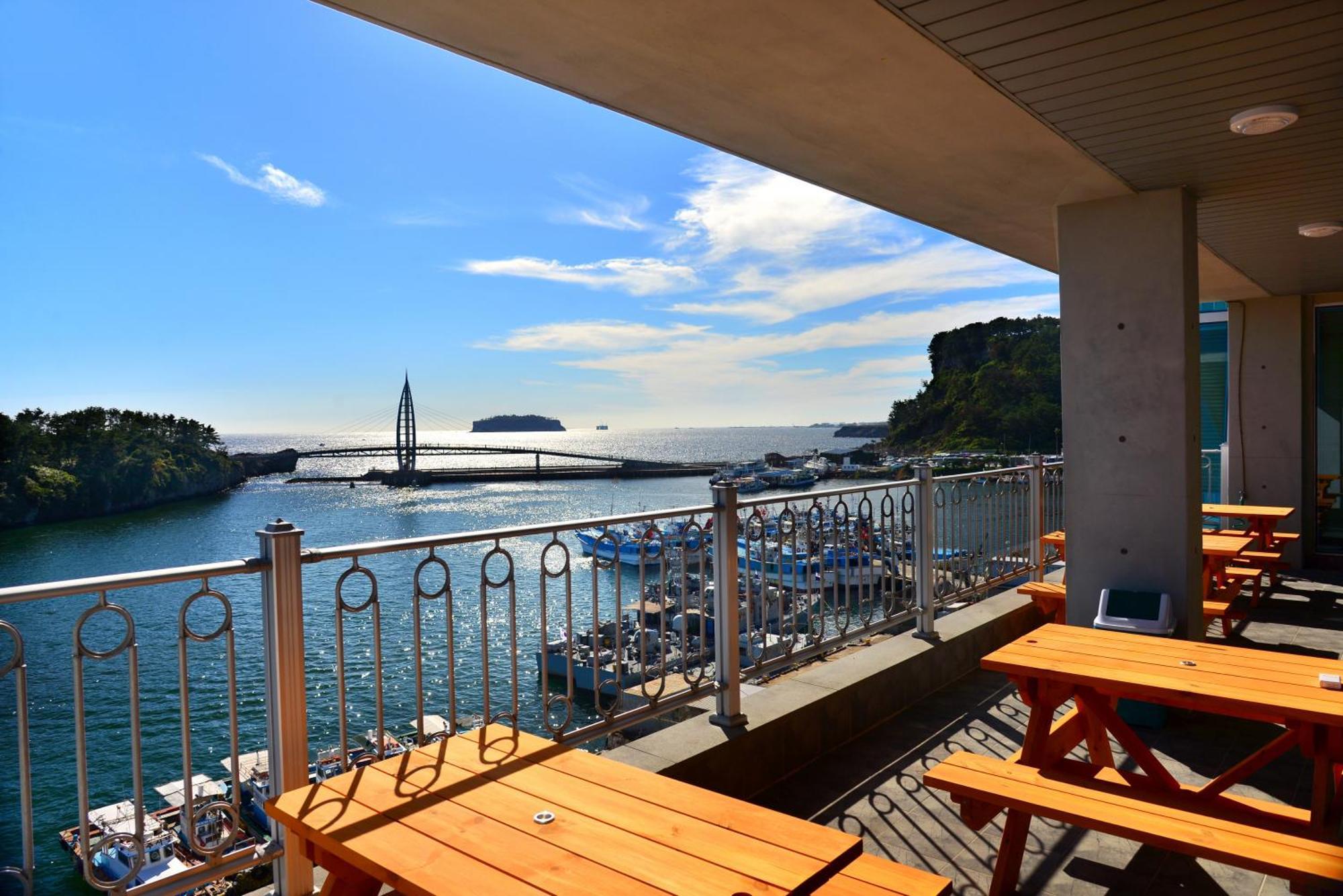 Seom Guesthouse Σεογκουίπο Εξωτερικό φωτογραφία
