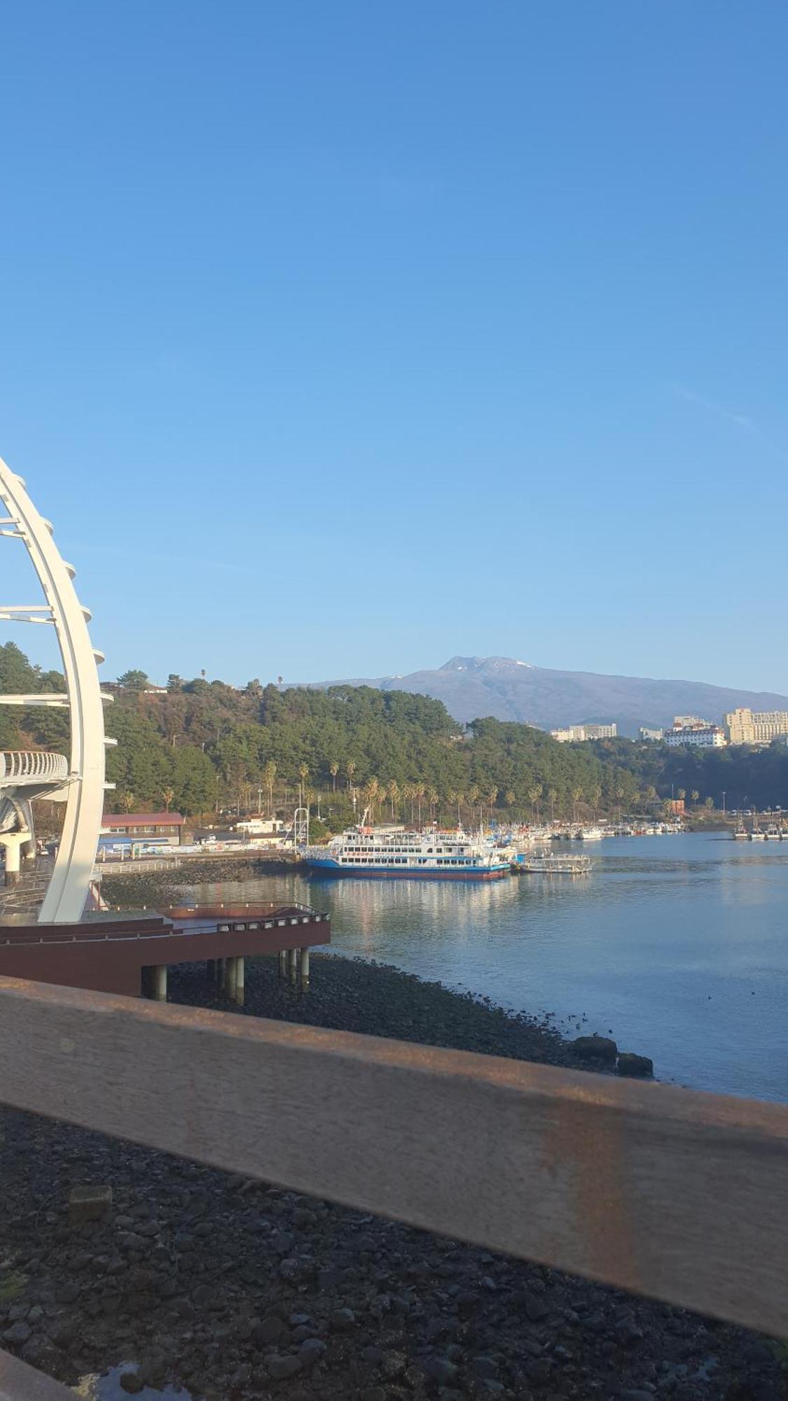 Seom Guesthouse Σεογκουίπο Εξωτερικό φωτογραφία