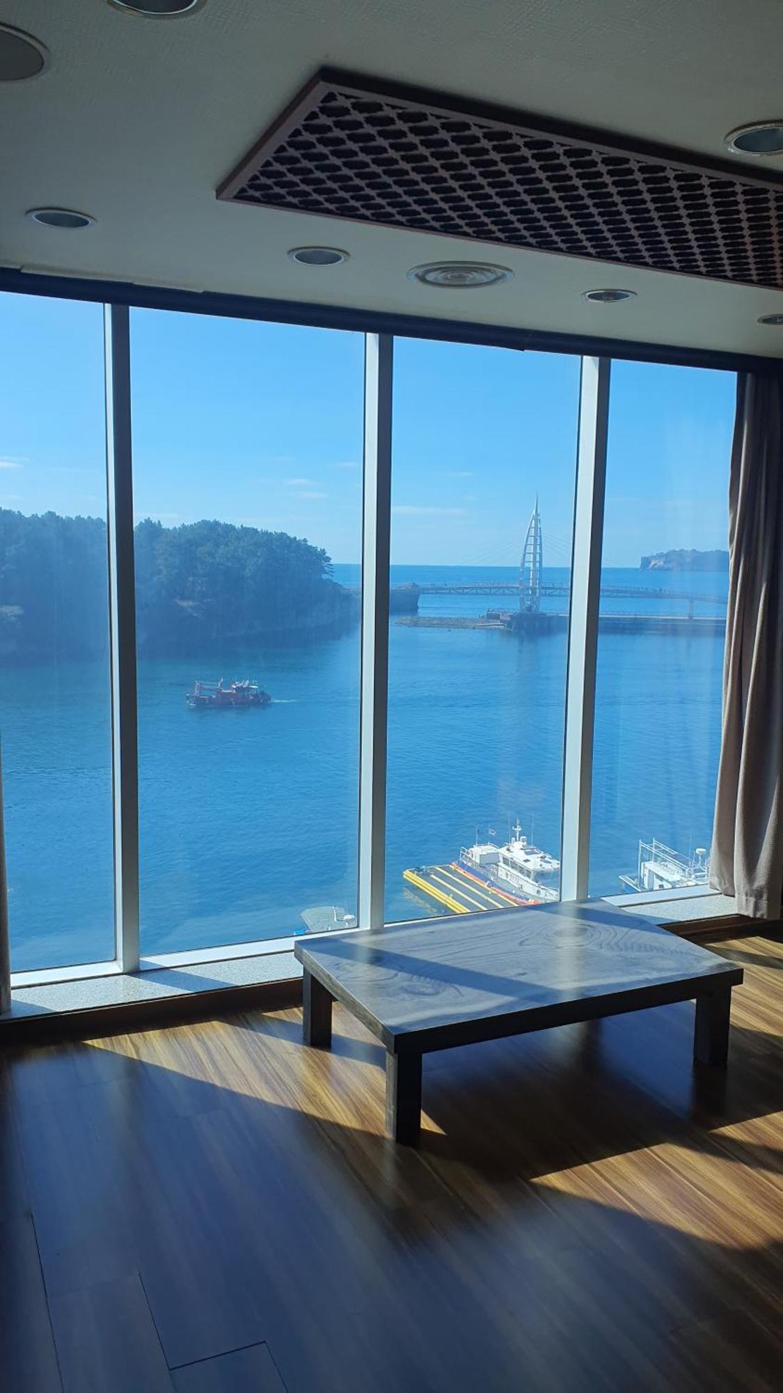 Seom Guesthouse Σεογκουίπο Εξωτερικό φωτογραφία